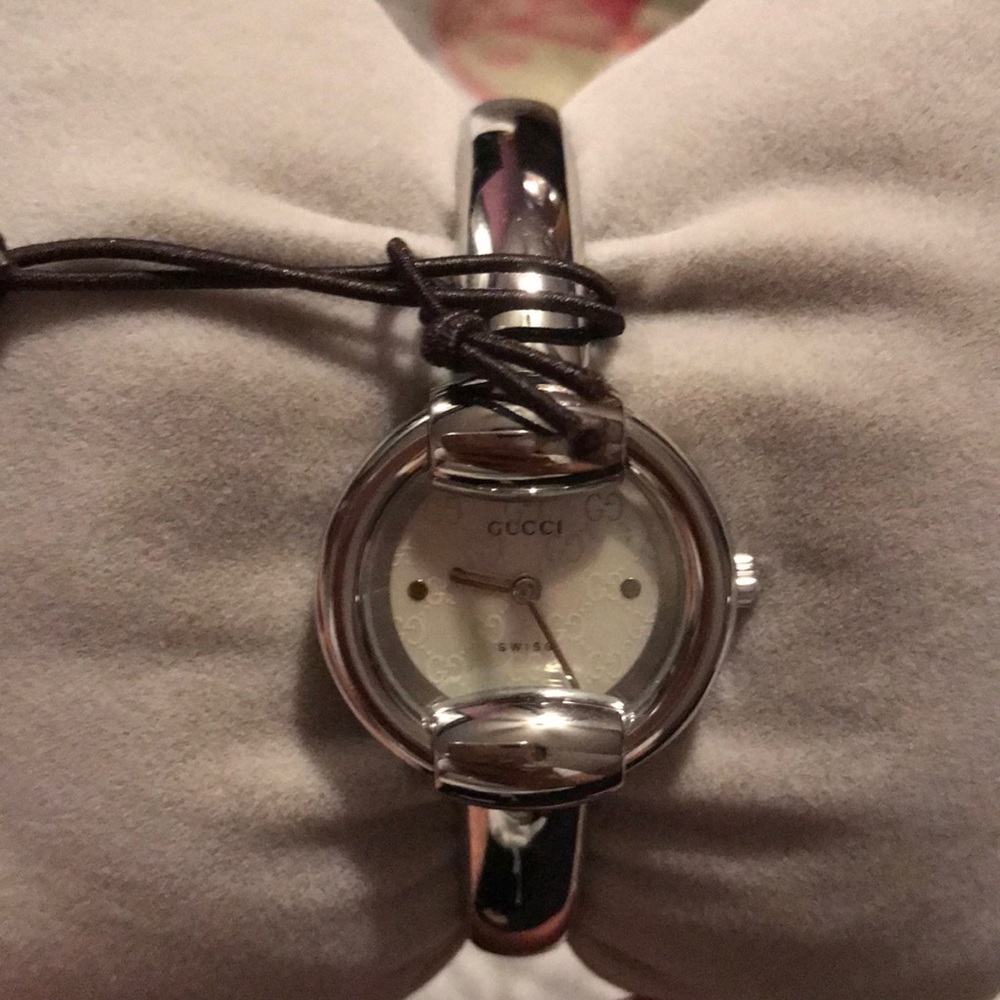 Gucci Watch - Picture 4 of 5